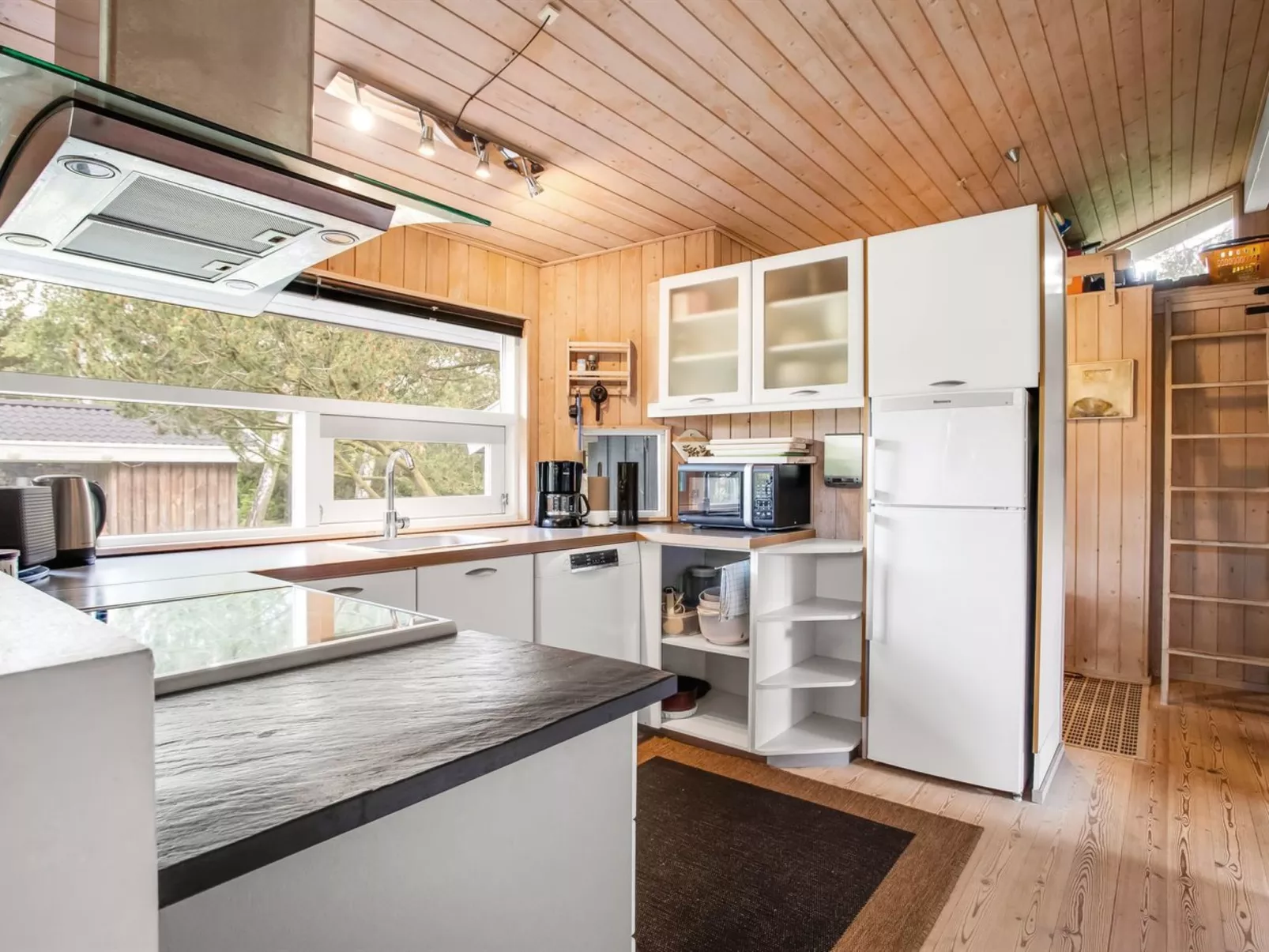 "Fatlinda" - 1km from the sea-Dedans