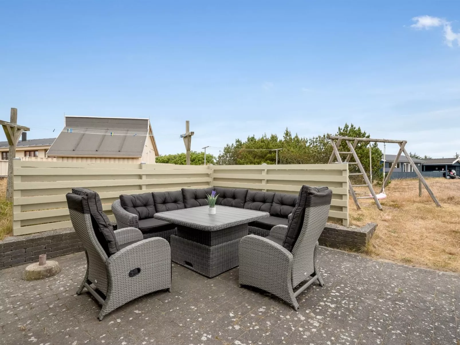 "Drifa" - 600m from the sea-Dehors