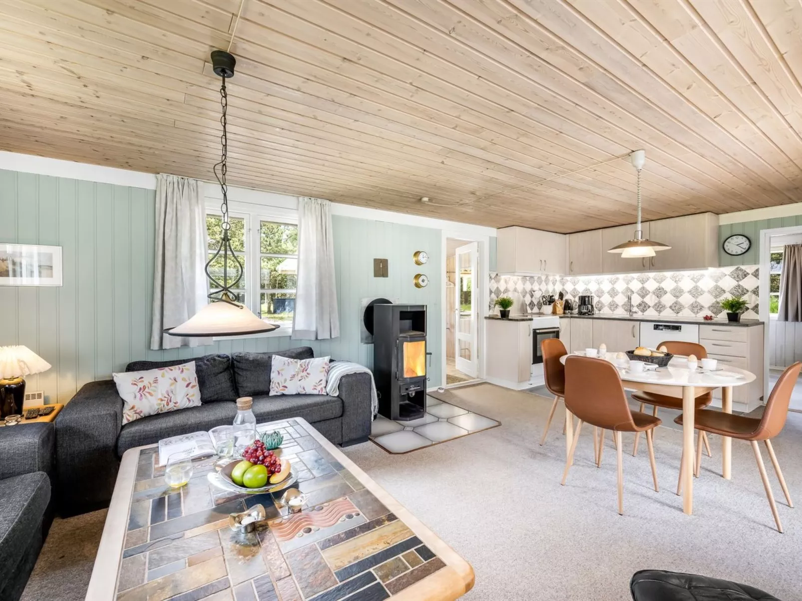 "Yardila" - 1.5km from the sea-Drinnen