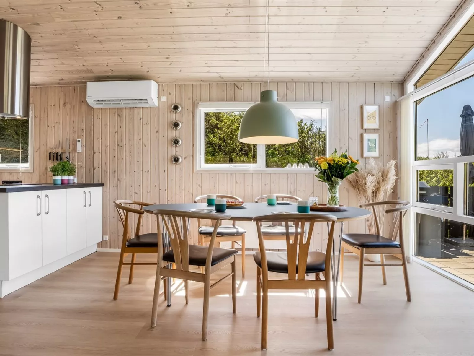 "Idalia" - 125m from the sea-Inside