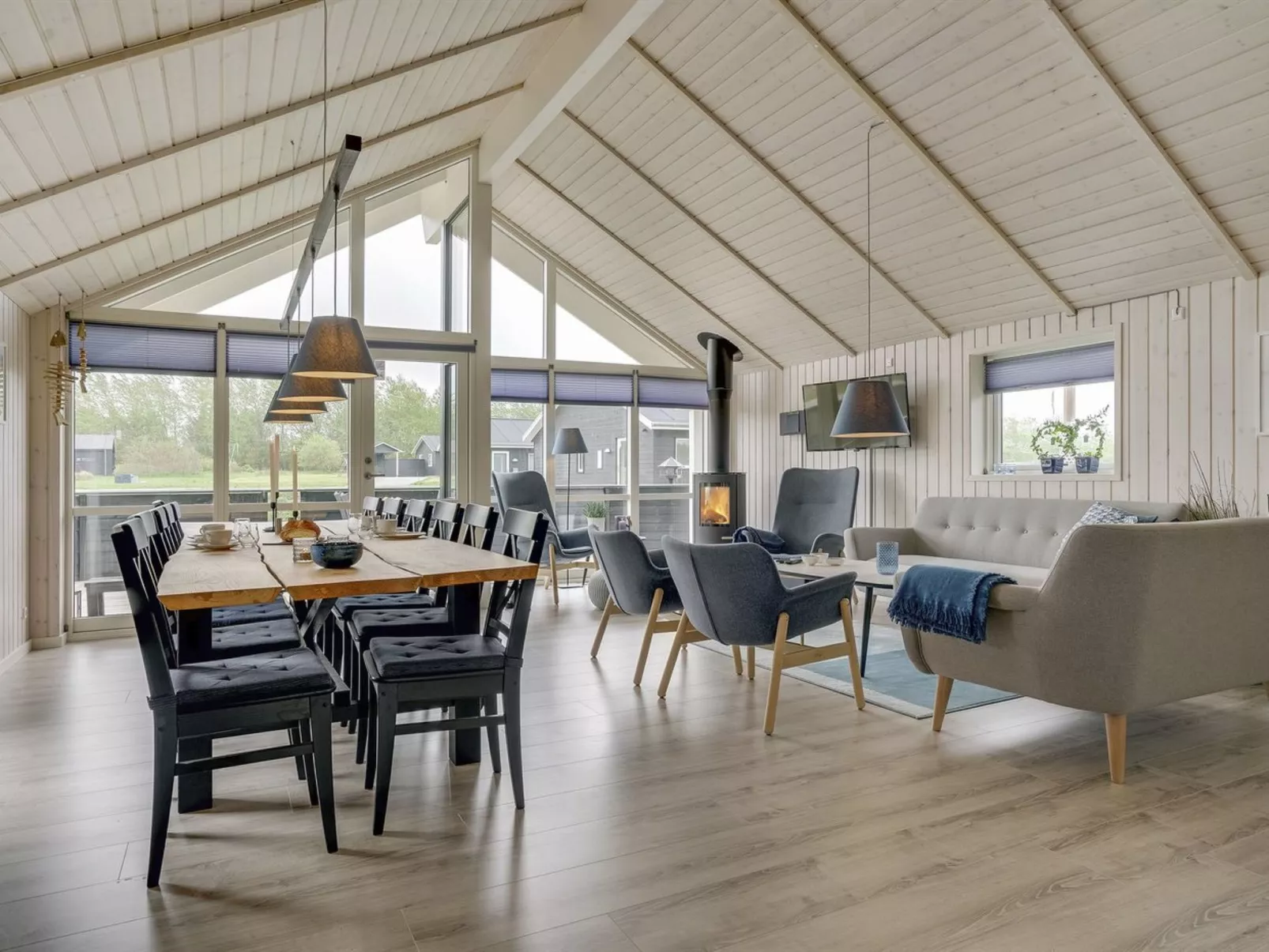 "Ina" - 1.2km from the sea-Drinnen