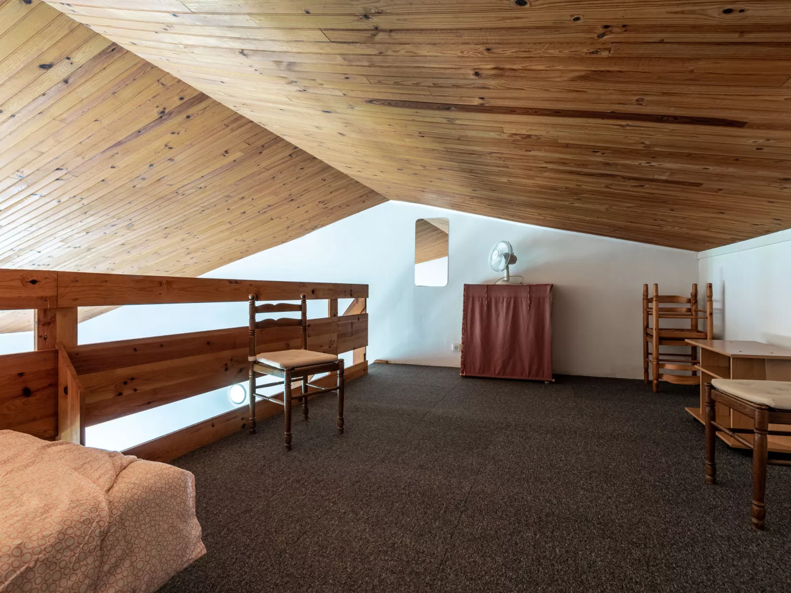 La Pinède, bungalow 6 pers.-Drinnen