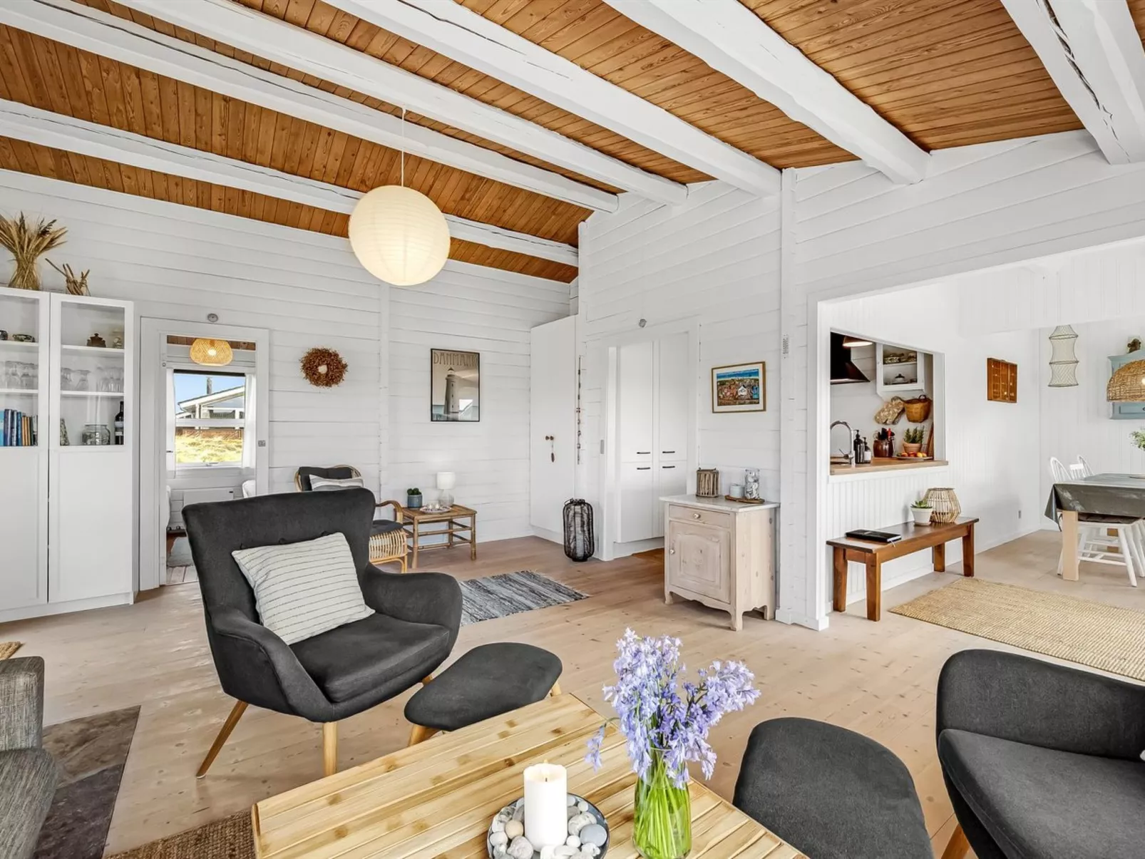 "Arbnora" - 400m from the sea-Drinnen