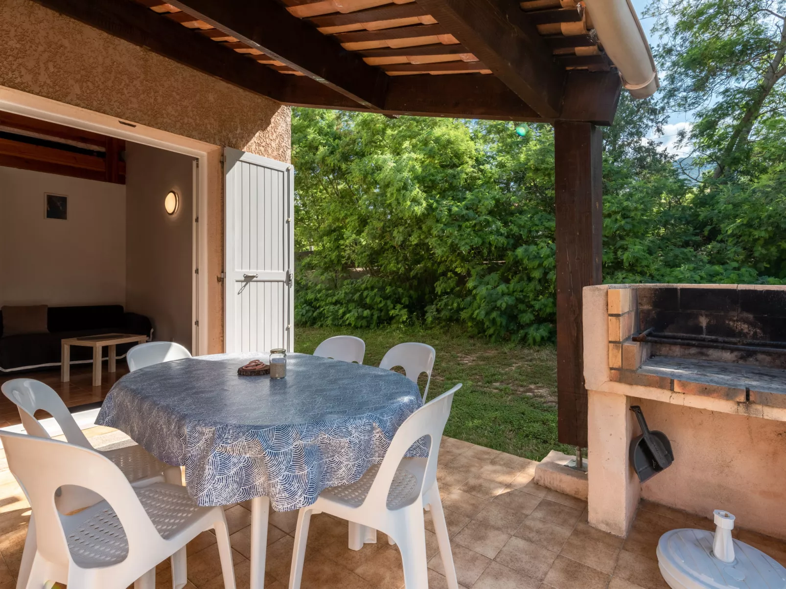 La Pinède, bungalow 6 pers.-Draußen