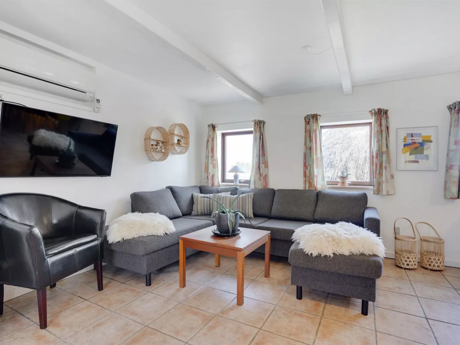 "Malene" - 700m to the fjord-Inside