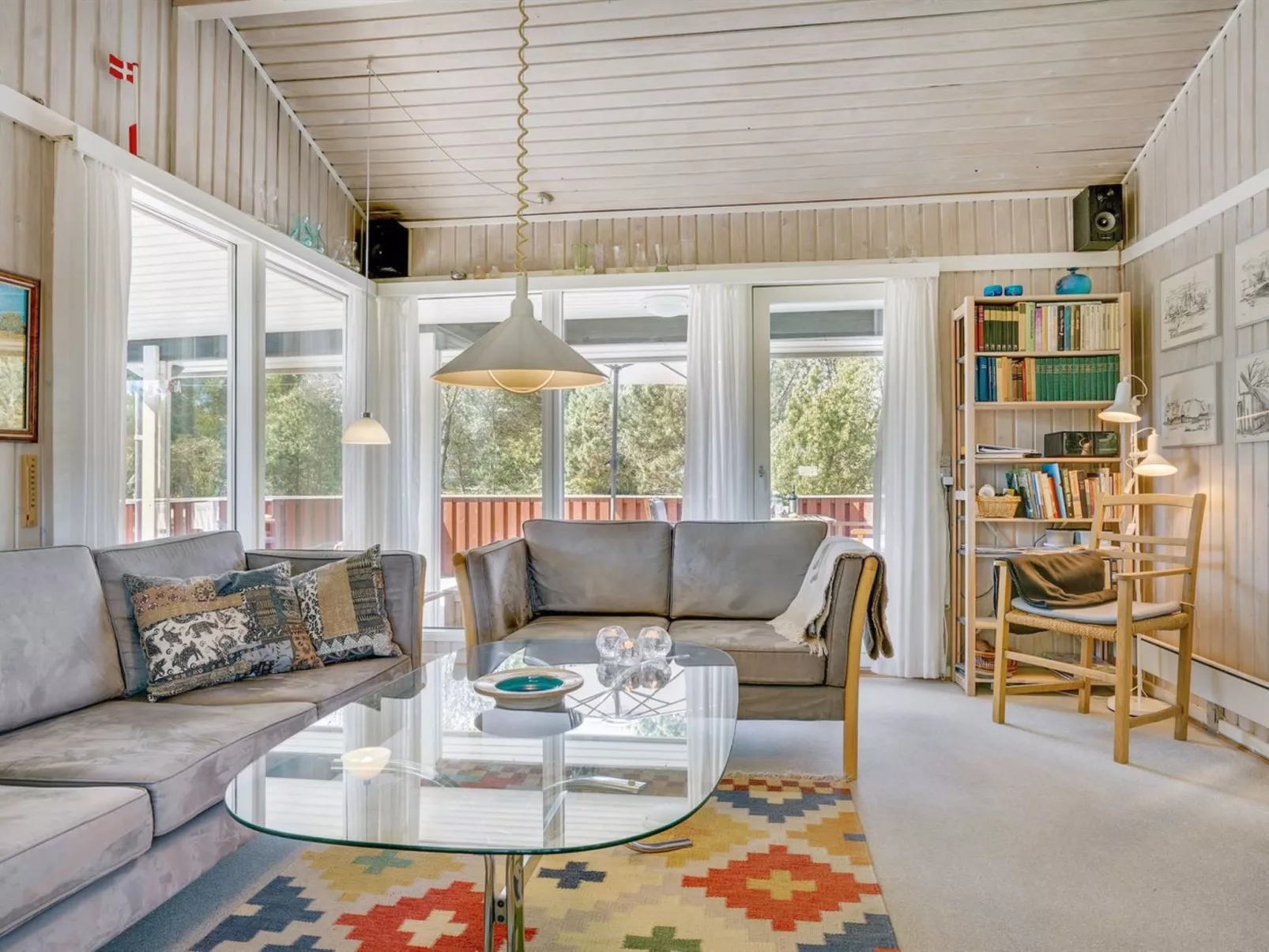 "Hrefna" - 350m from the sea-Drinnen