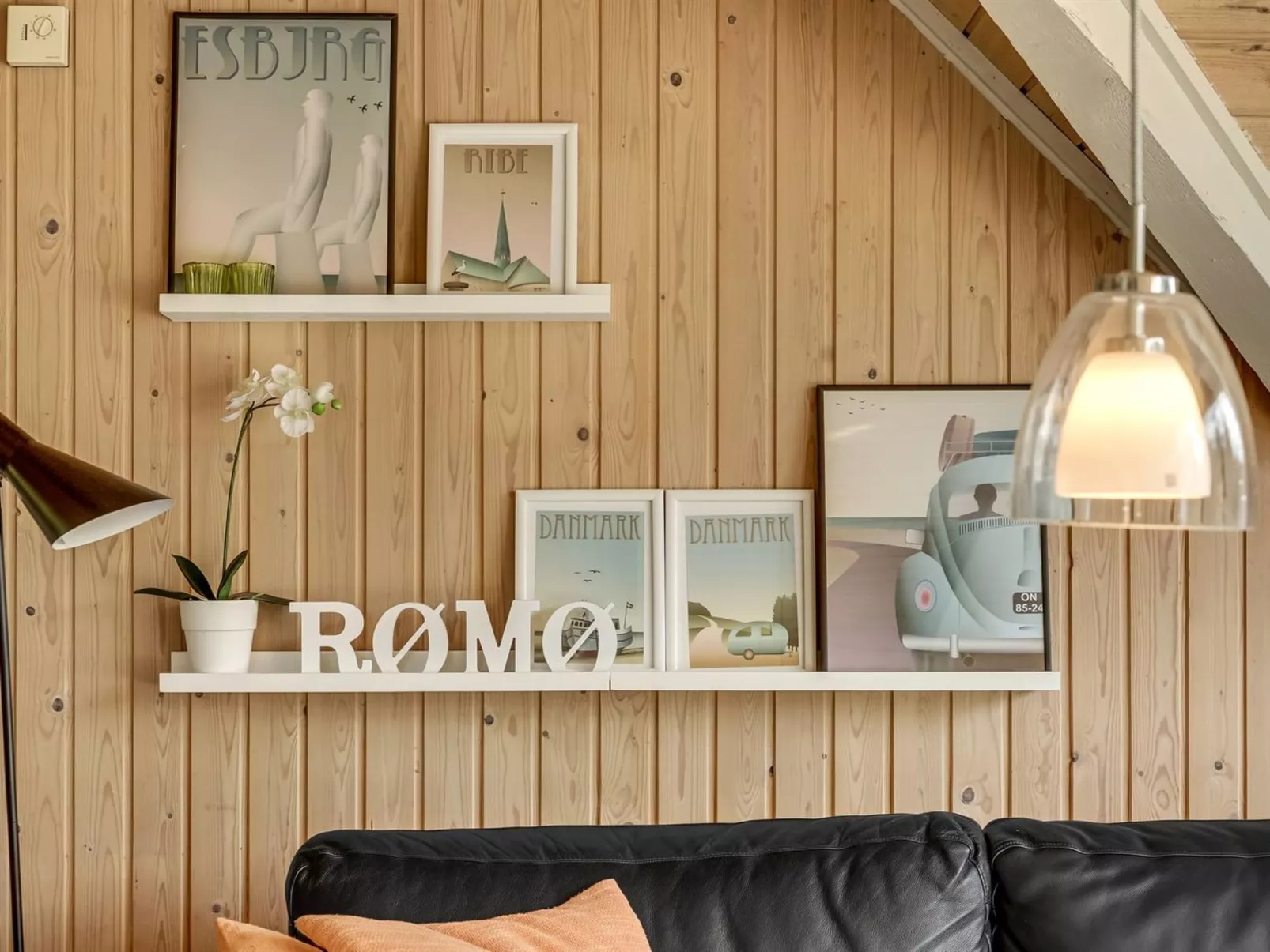 "Wale" - 3.3km from the sea-Drinnen