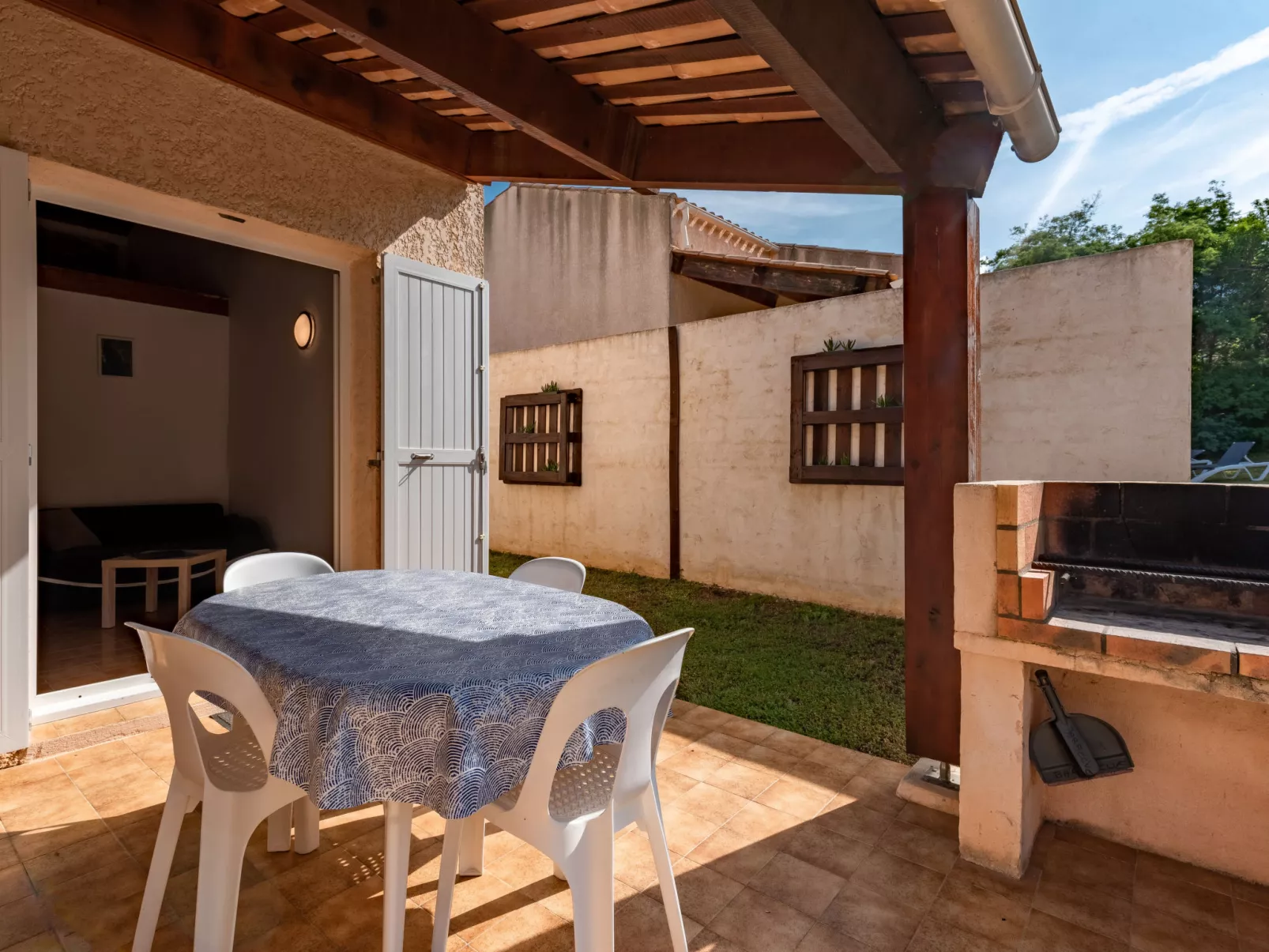 La Pinède, bungalow 4 pers.-Outside