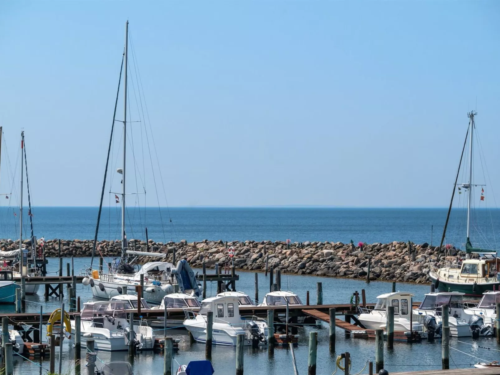 "Irma" - 25m from the sea-Outside