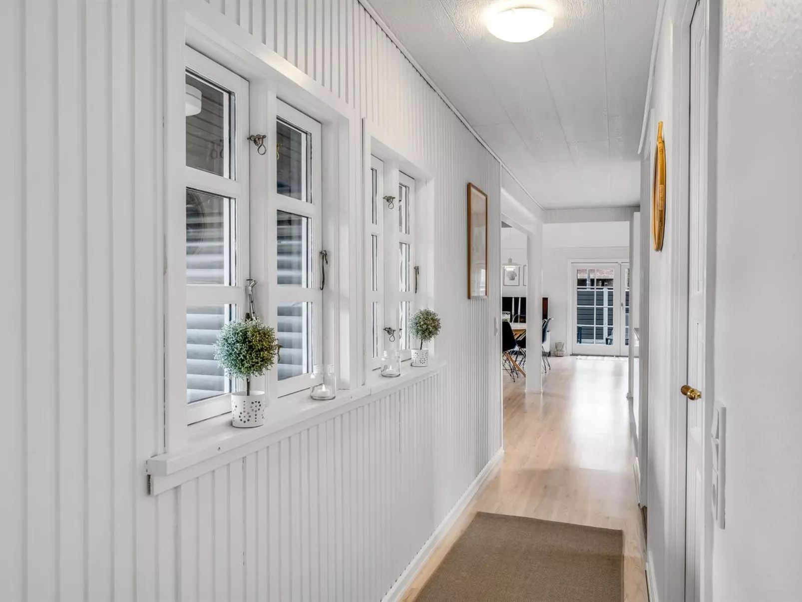 "Aila" - 1.4km from the sea-Drinnen