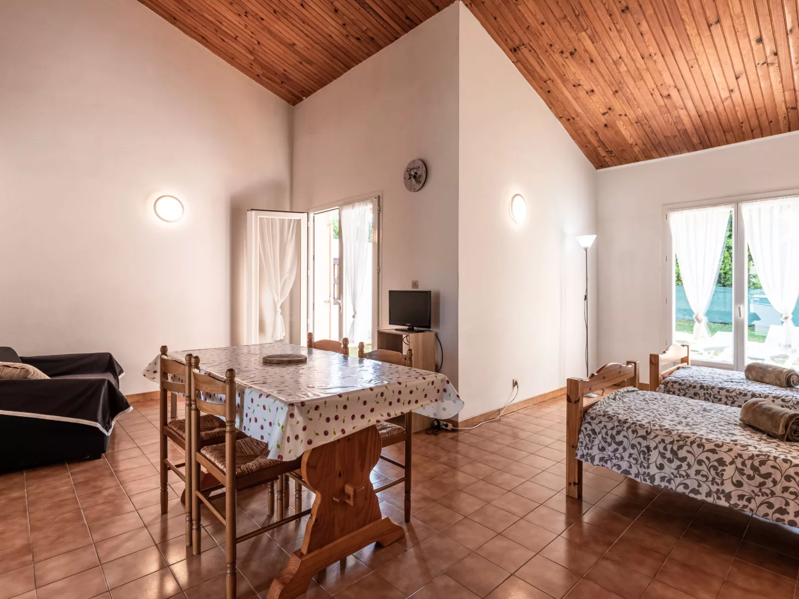 La Pinède, bungalow 4 pers.-Inside