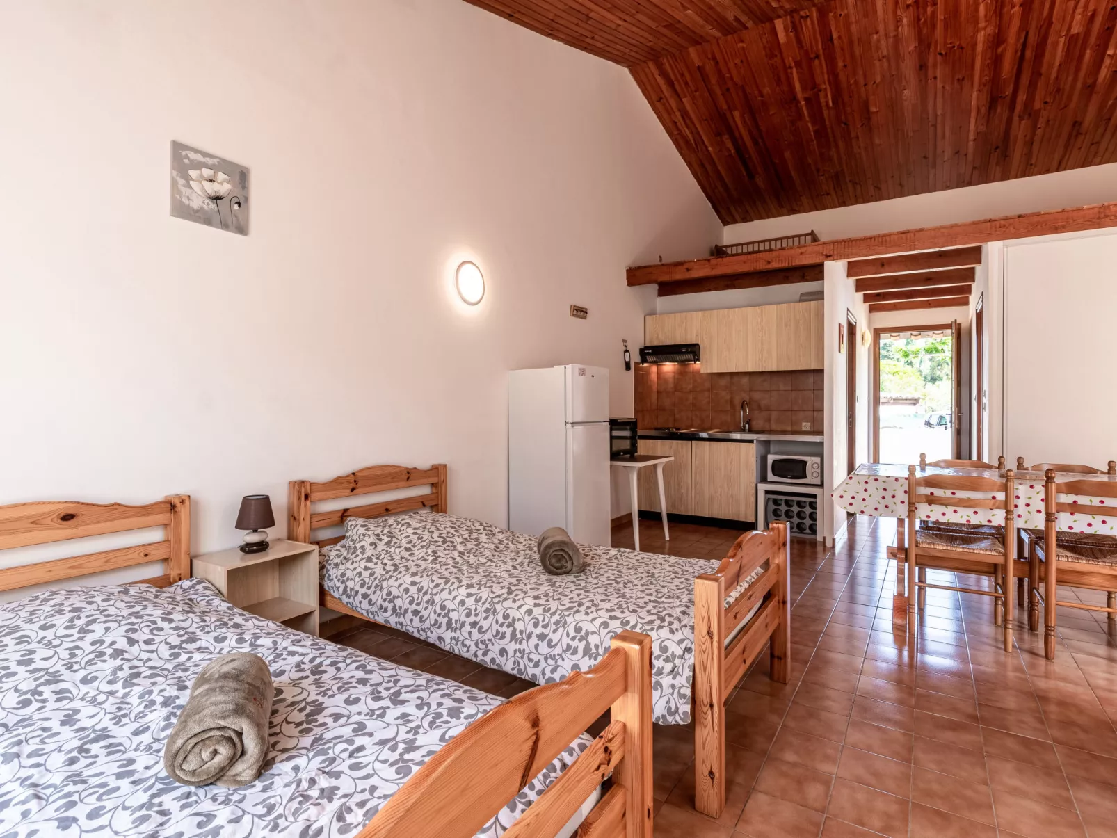 La Pinède, bungalow 4 pers.-Inside