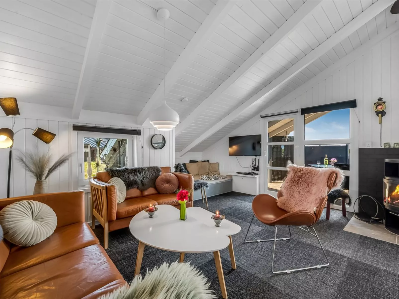 "Henning" -  from the sea-Inside