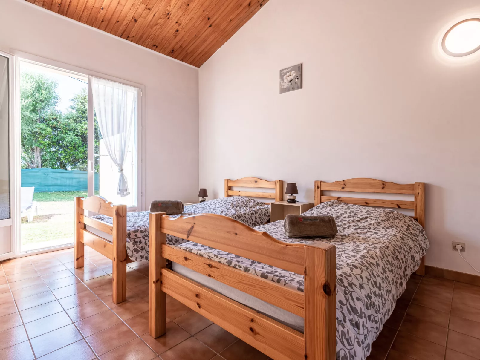 La Pinède, bungalow 4 pers.-Inside