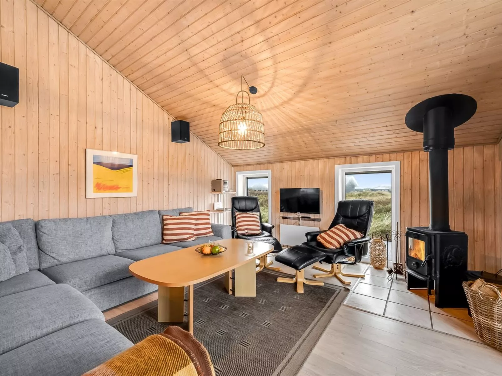 "Elnur" - 100m from the sea-Inside