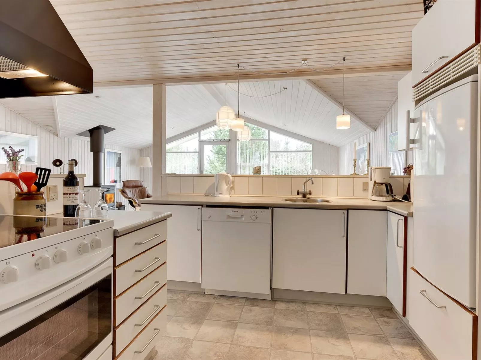 "Ajten" - 150m from the sea-Drinnen