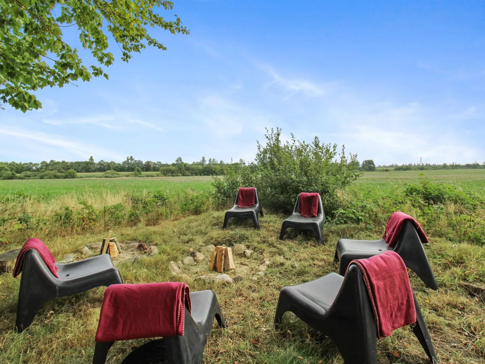 "Ulrikke" - 12km from the sea-Outside