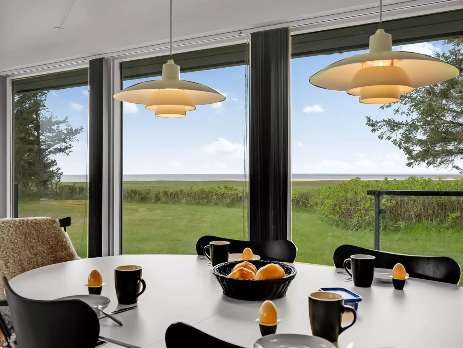 "Aleida" - 100m to the fjord-Outside