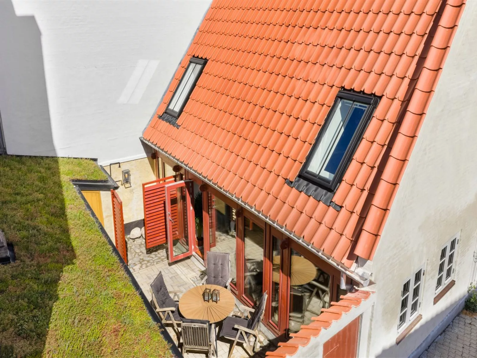 "Gaby" - 250m from the sea-Draußen