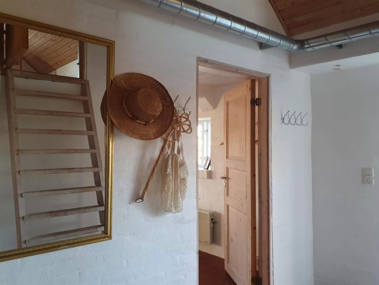 "Answald" - 250m from the sea-Inside