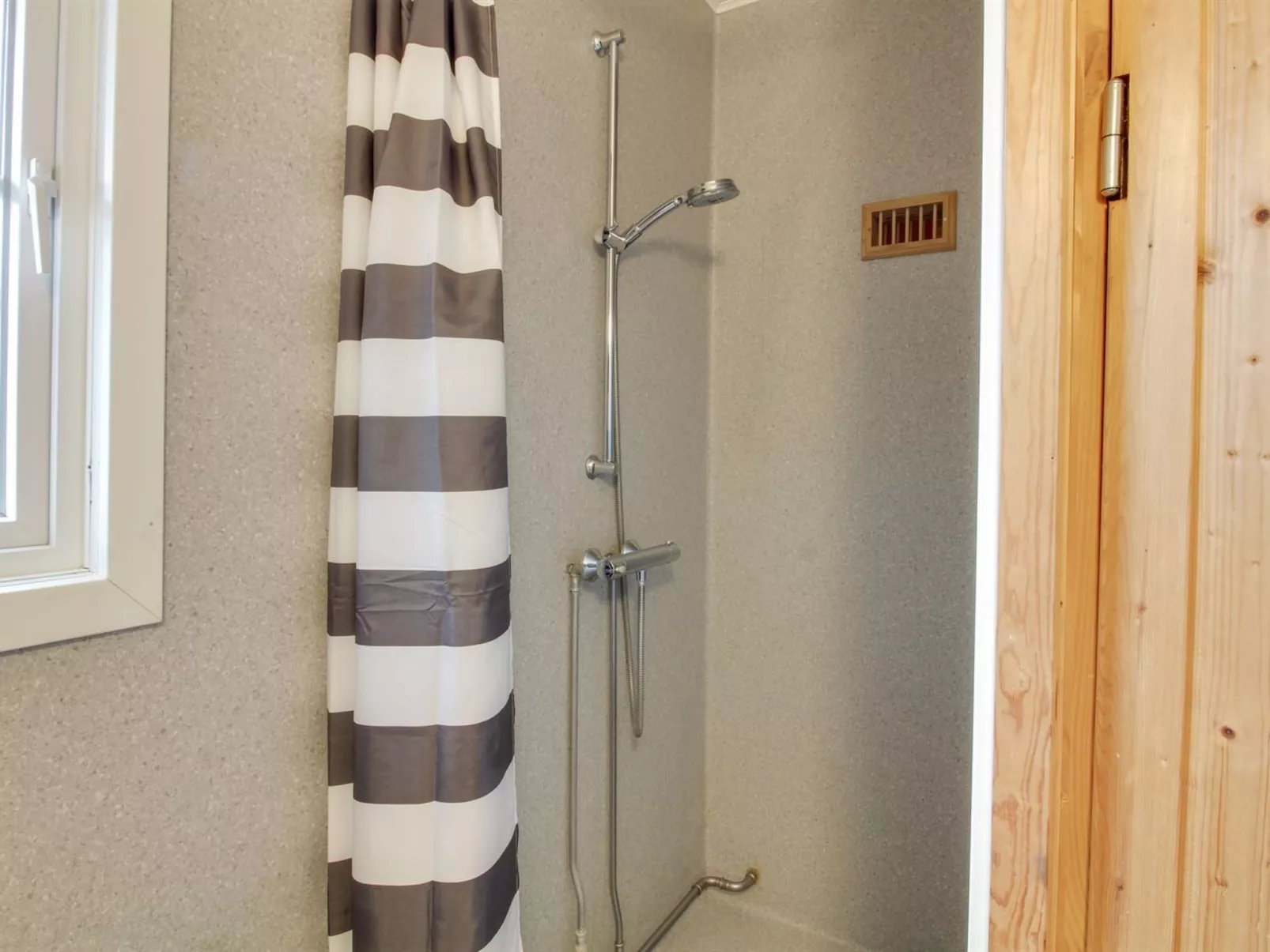 "Ahnandia" - 500m from the sea-Drinnen