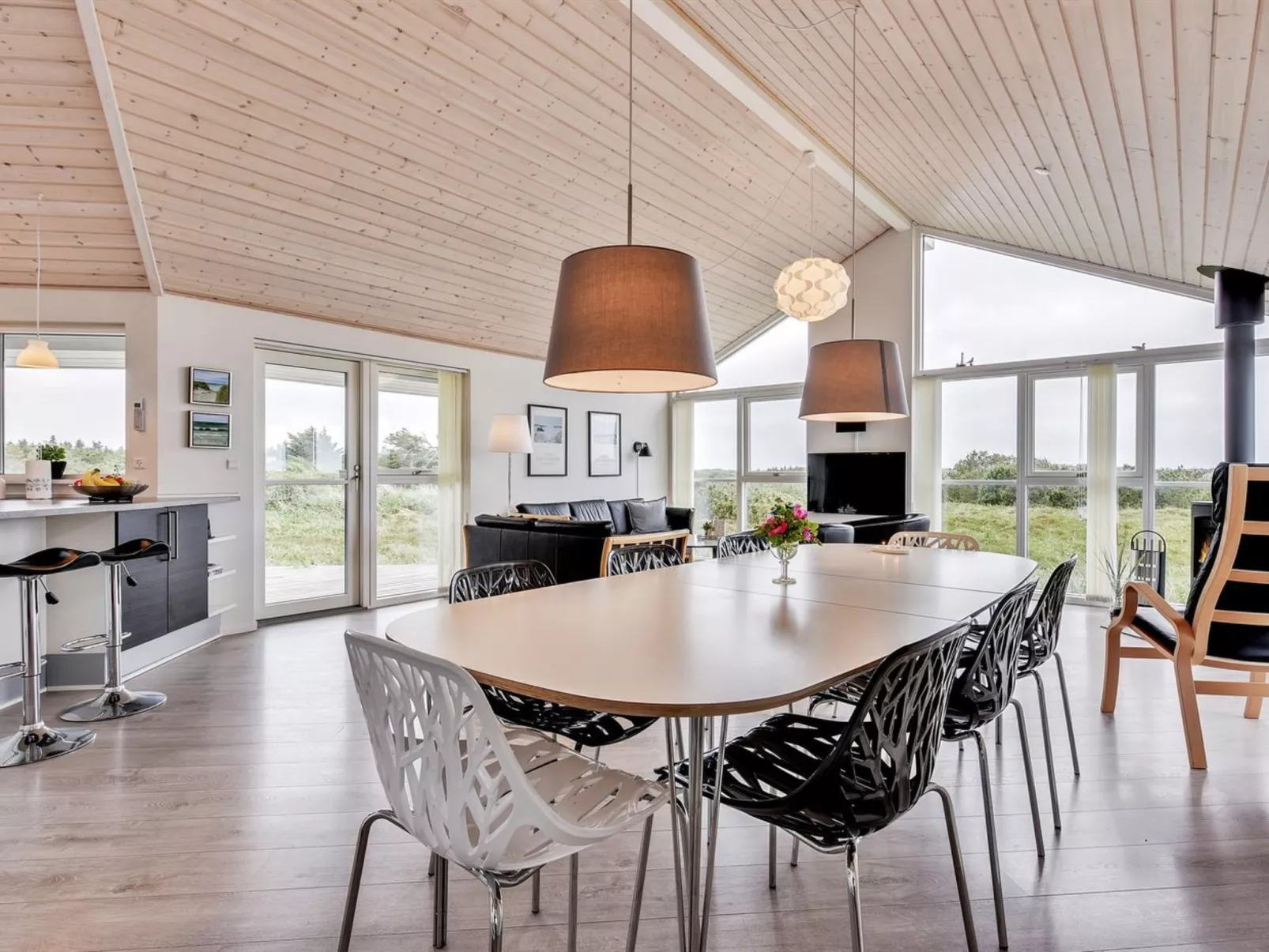 "Luzia" - 1.2km from the sea-Dedans