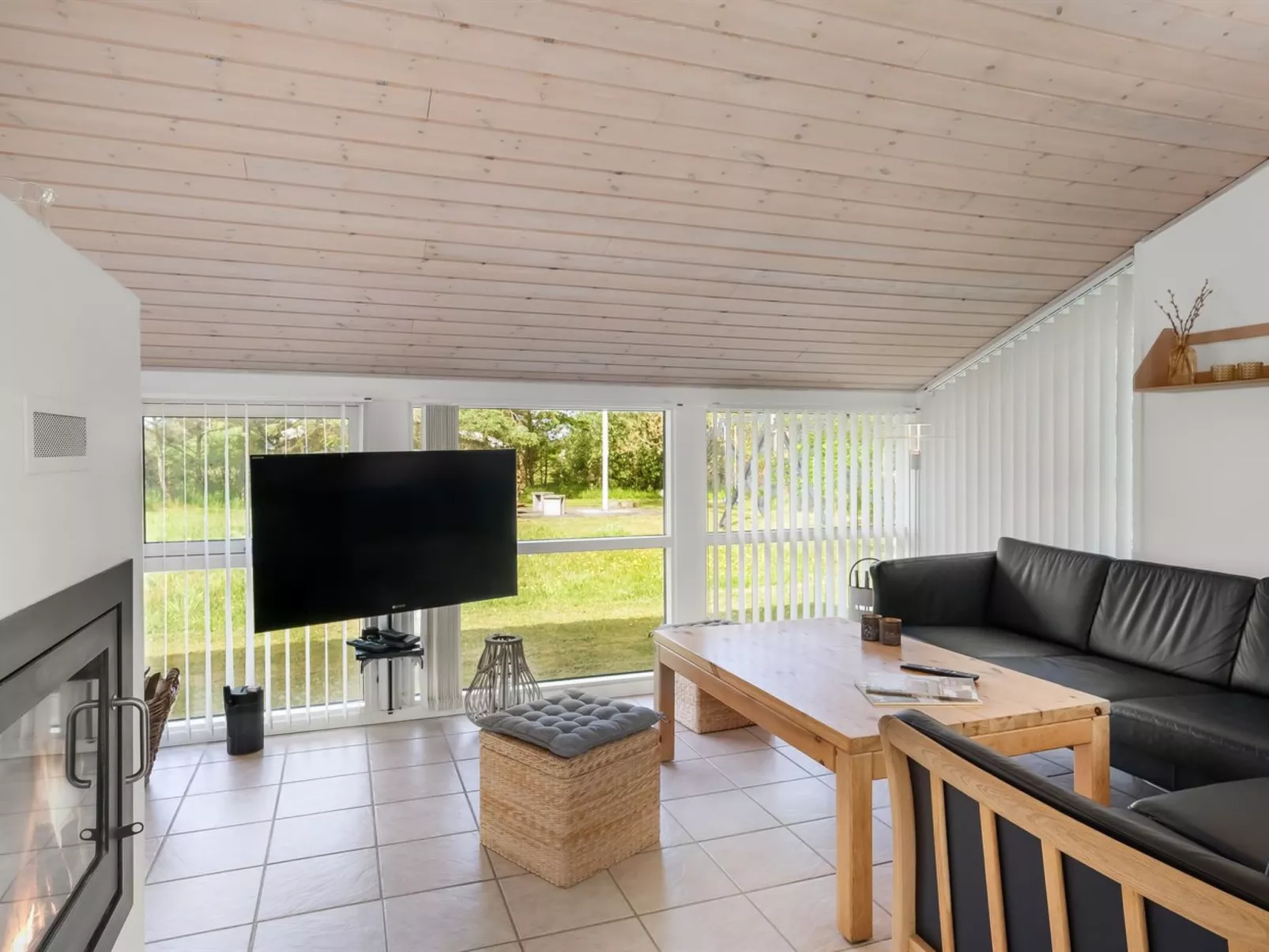 "Sölva" - 750m from the sea-Dedans