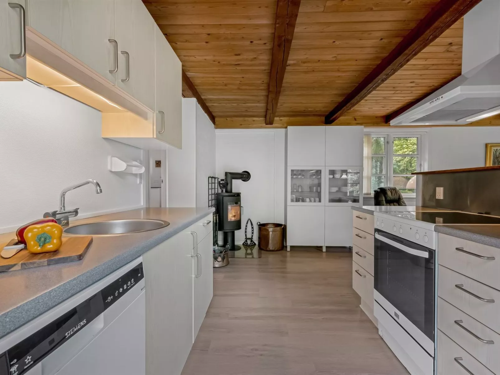 "Fina" - 15km from the sea-Inside