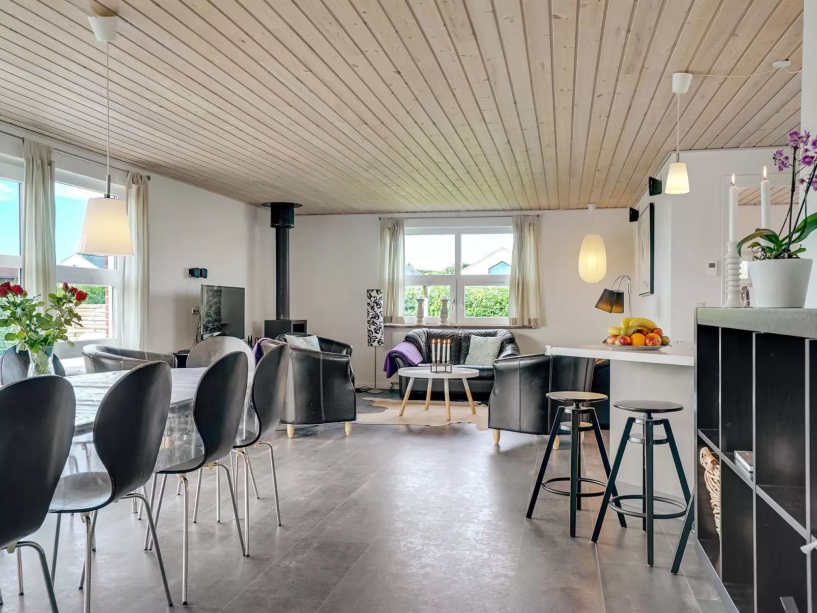 "Swipdagh" - 600m from the sea-Inside