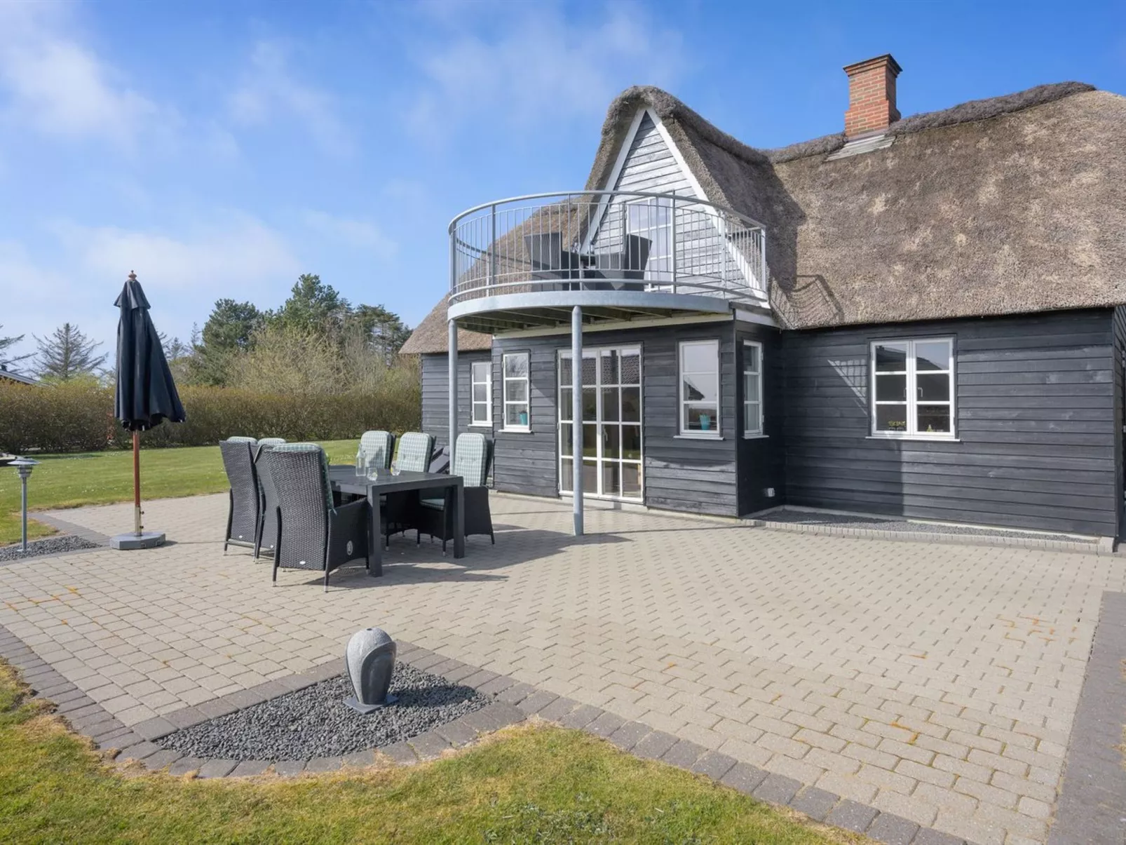 "Benita" - 400m to the fjord-Dehors