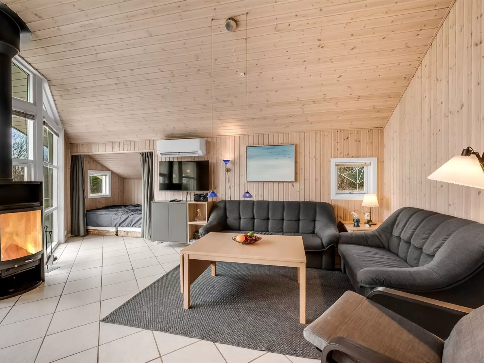 "Sesto" - 300m to the fjord-Inside