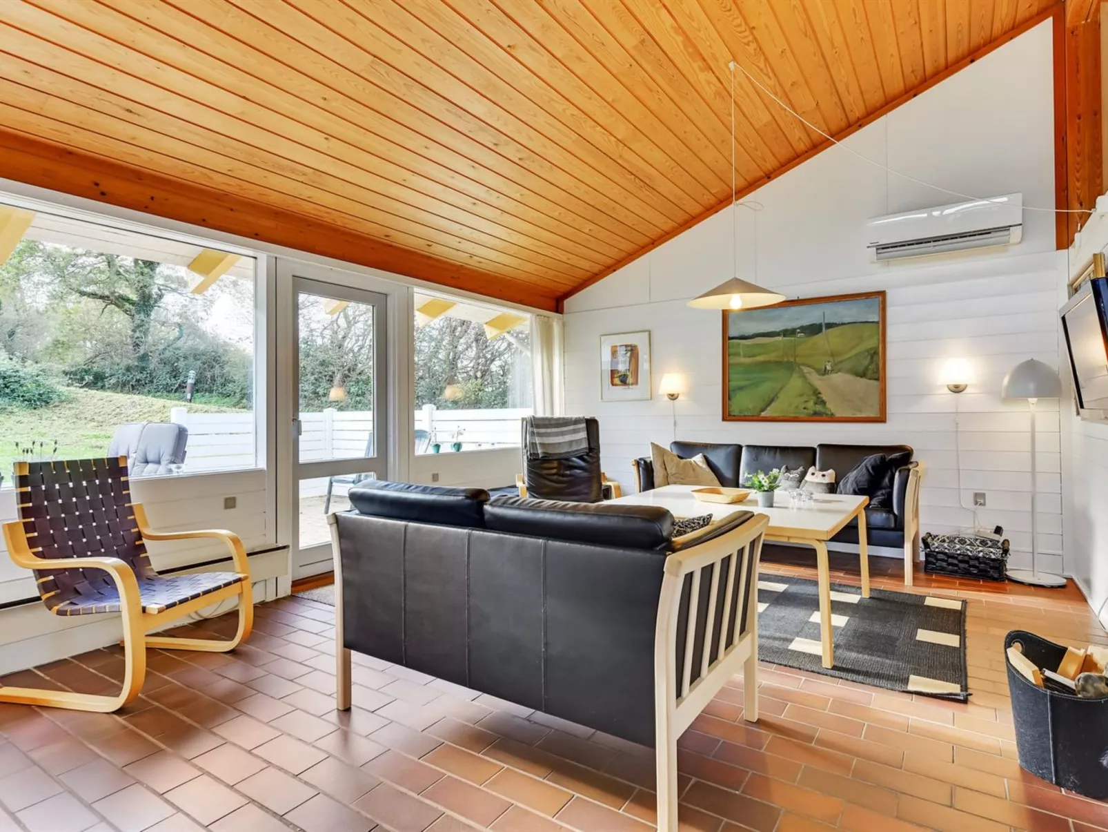 "Boris" - 500m from the sea-Drinnen