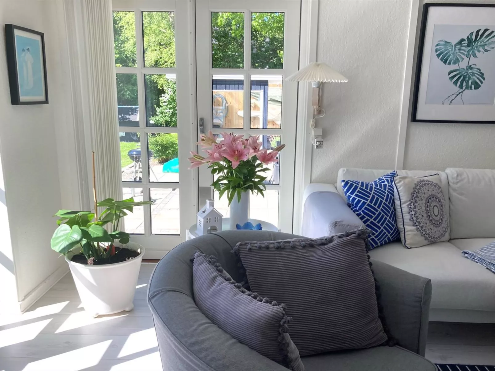 "Jeip" - 400m to the fjord-Dedans