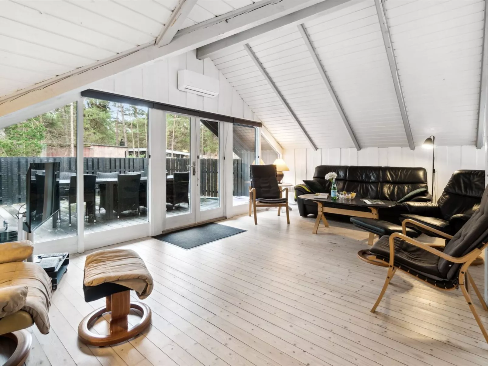 "Menke" - 150m from the sea-Dedans