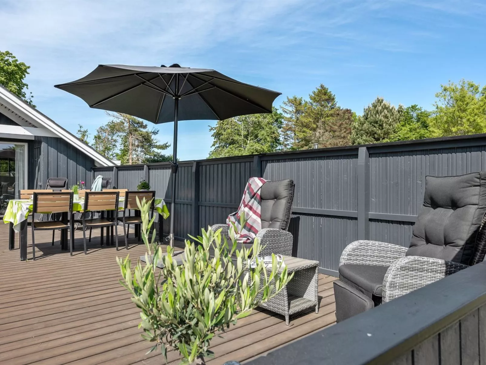 "Herbert" - 1km from the sea-Draußen