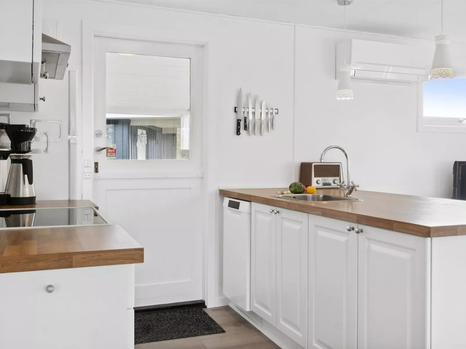 "Silvana" - 750m from the sea-Inside