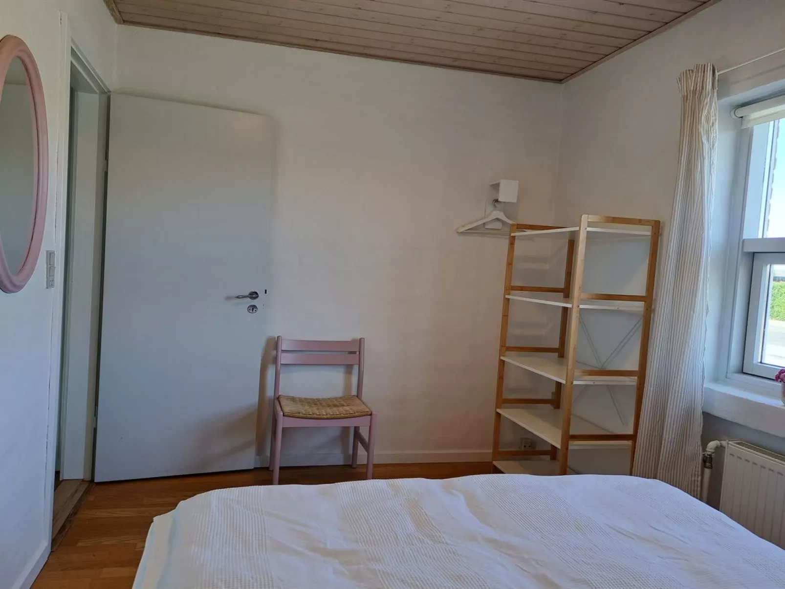 "Falk" - 900m from the sea-Inside