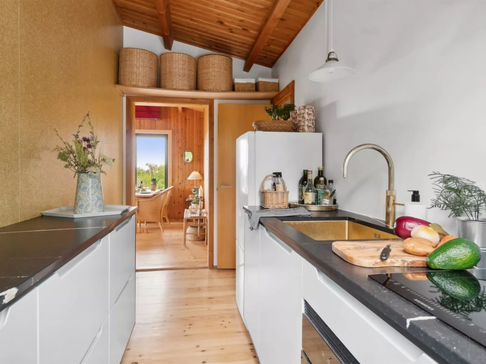 "Aurore" - 1.3km from the sea-Inside