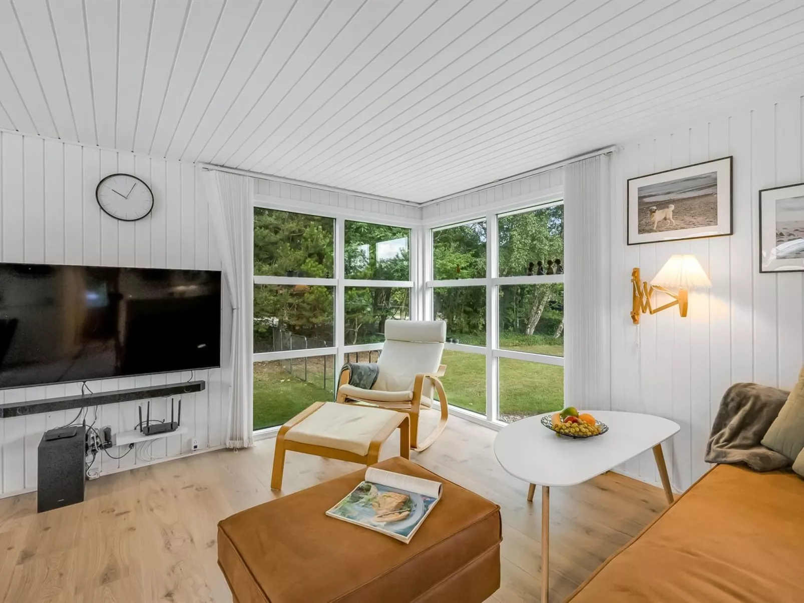 "Waghn" - 800m to the fjord-Dedans