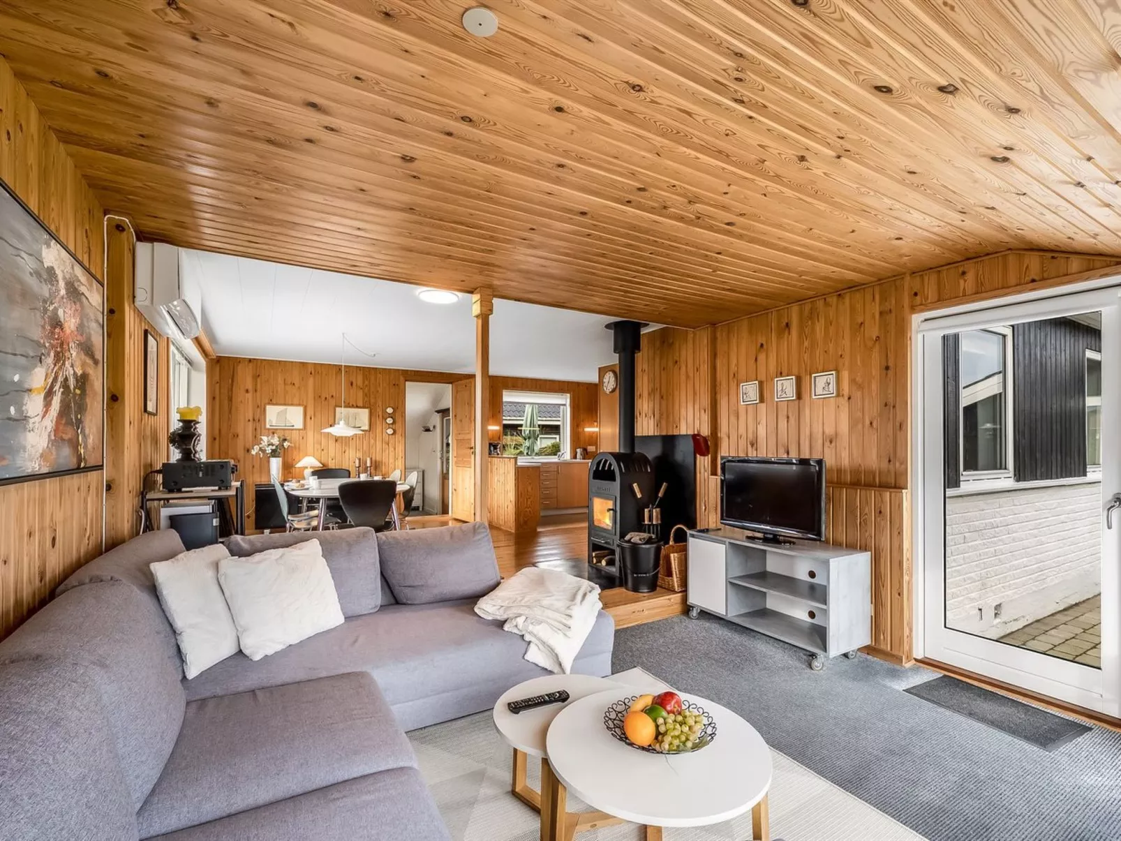 "Eloise" - 400m from the sea-Inside