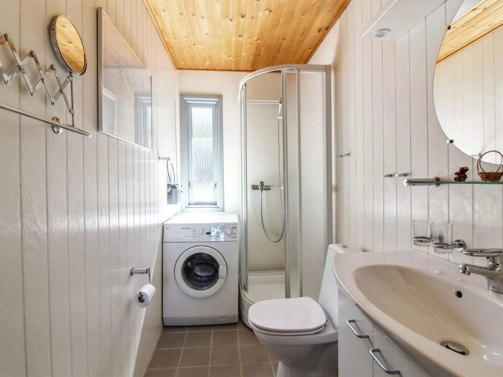 "Gerasim" - 1km from the sea-Drinnen