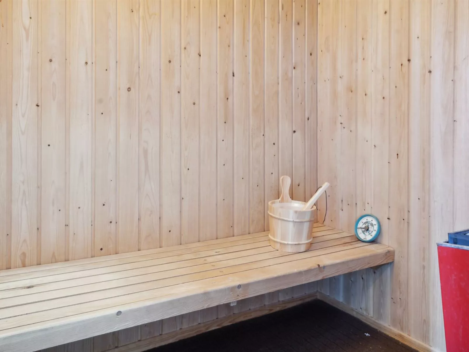 "Epiphania" - 700m from the sea-Drinnen