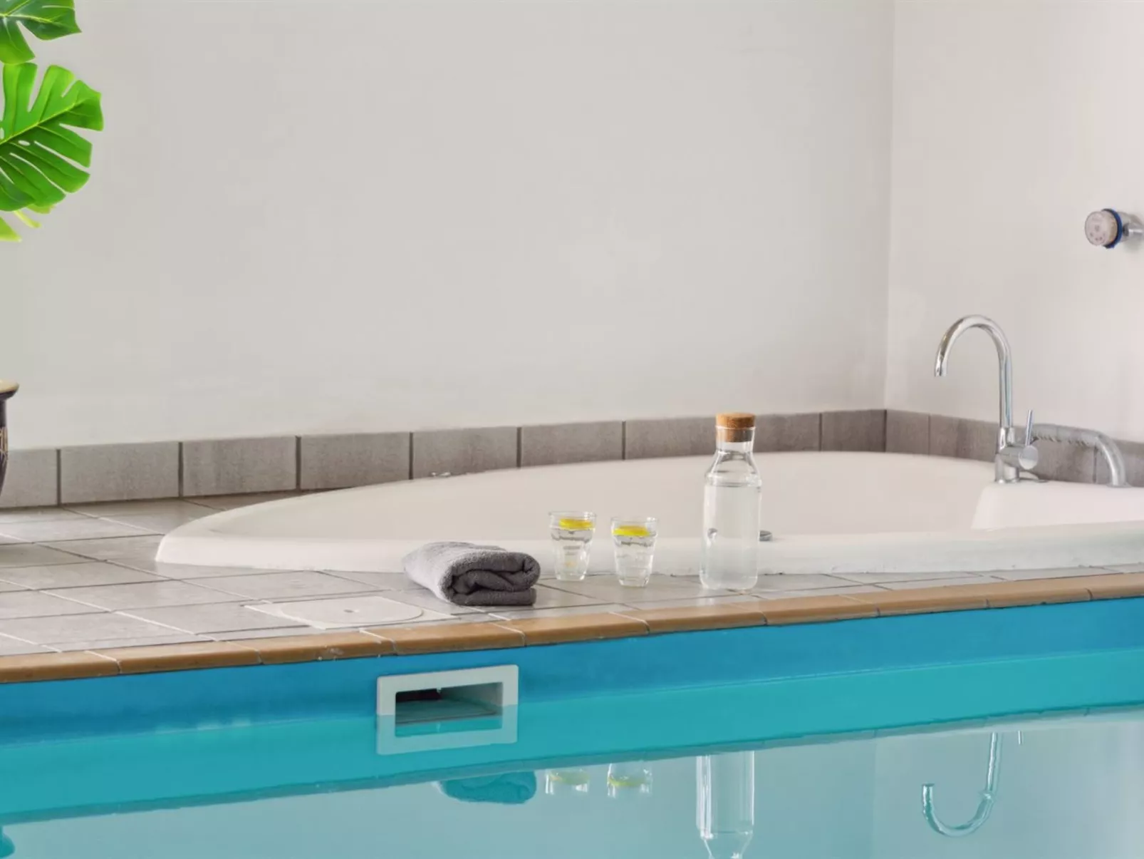 "Katharine" - 175m from the sea-Dedans