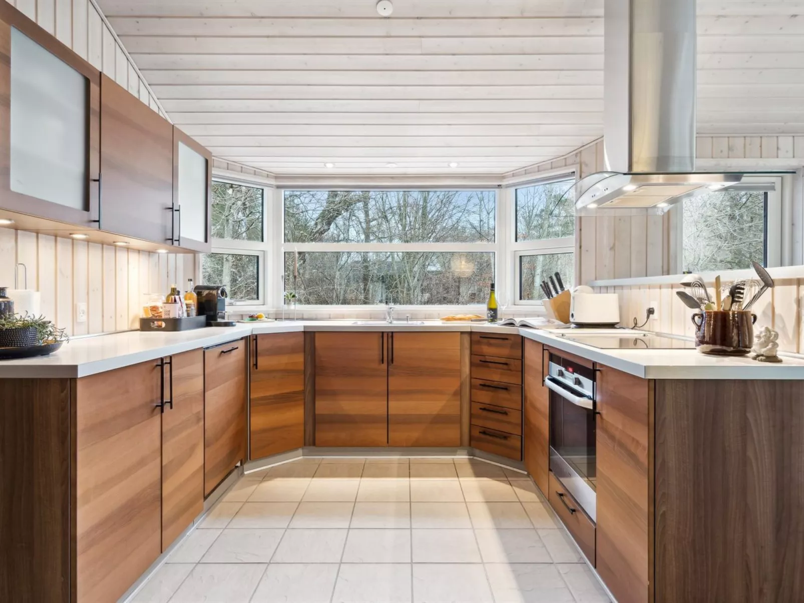 "Ananda" - 900m from the sea-Dedans