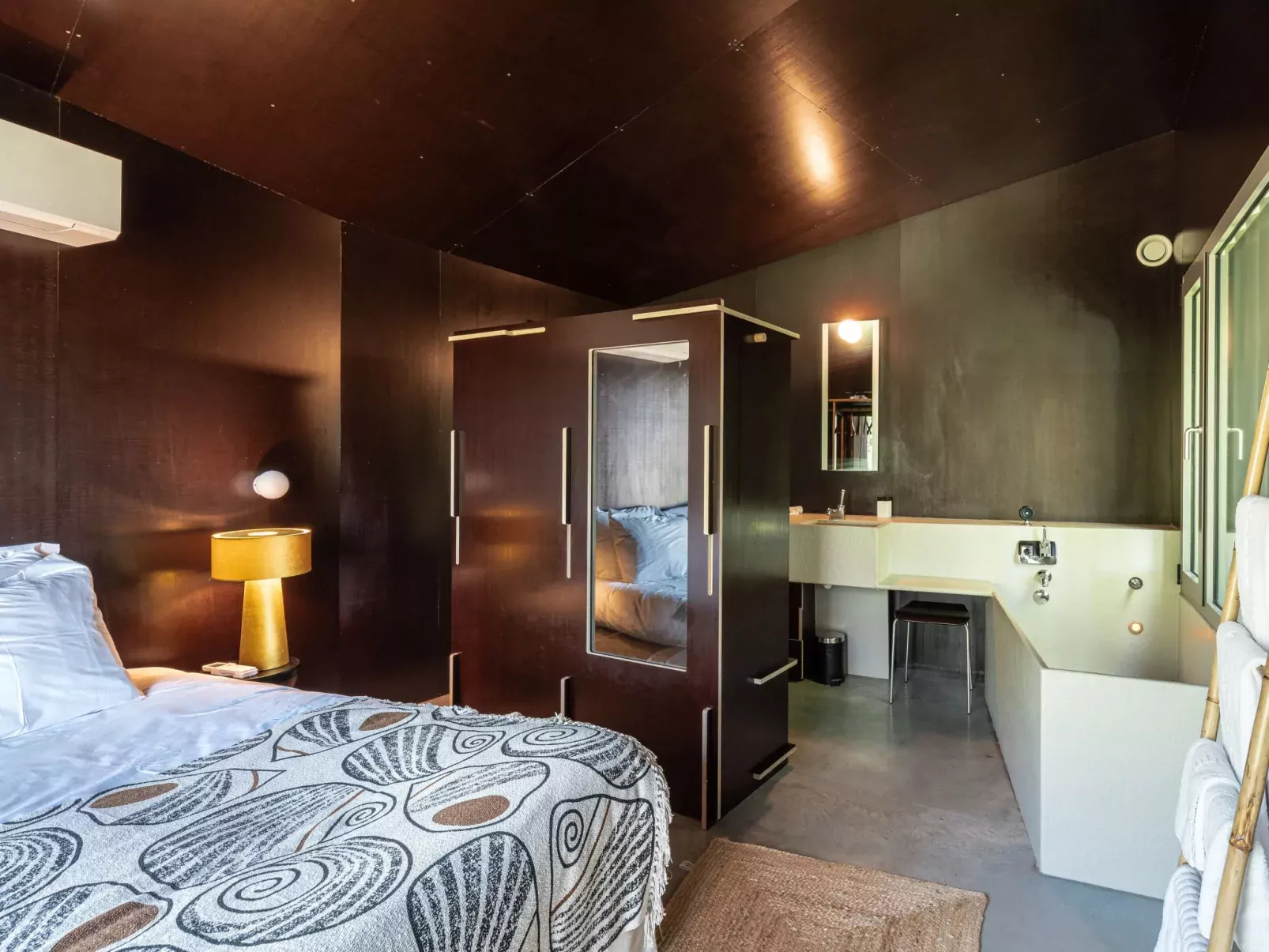 Casa Suttana-Inside
