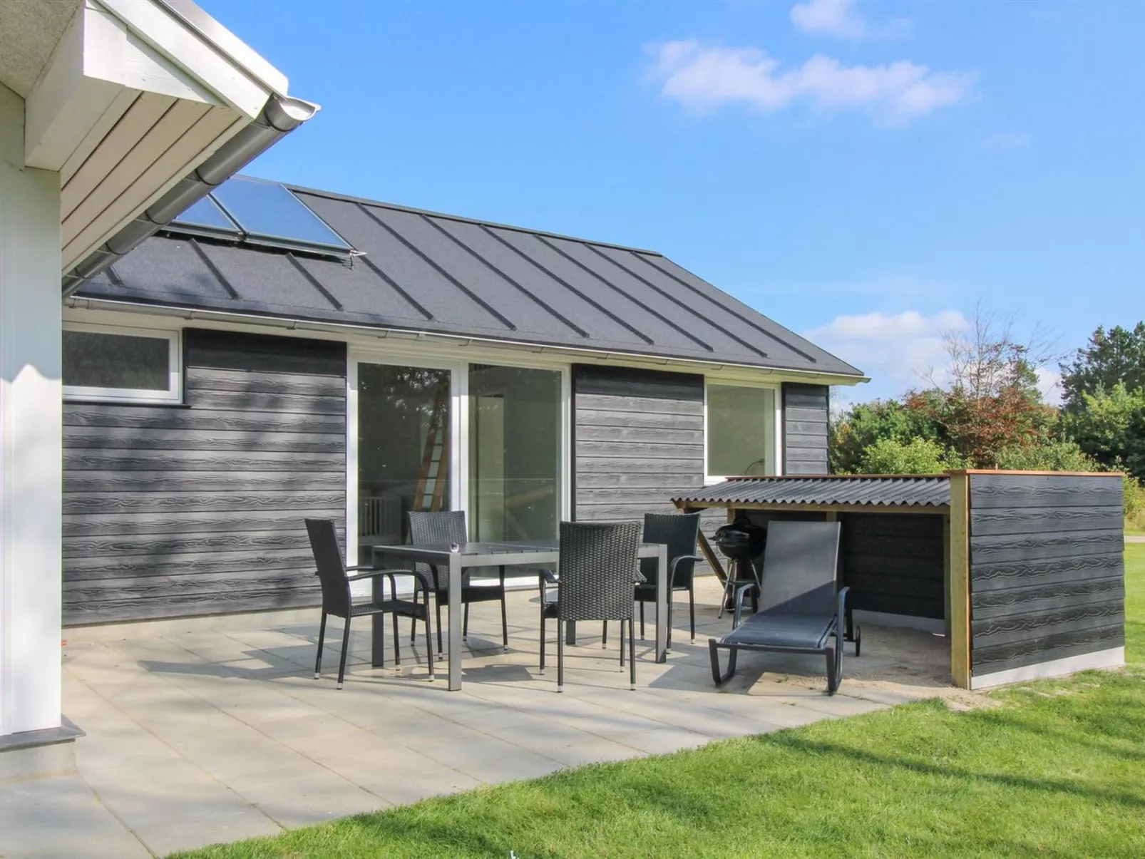 "Sada" - 12km from the sea-Outside