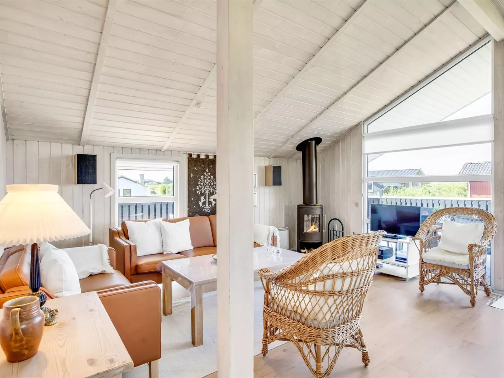 "Hariet" - 300m from the sea-Drinnen