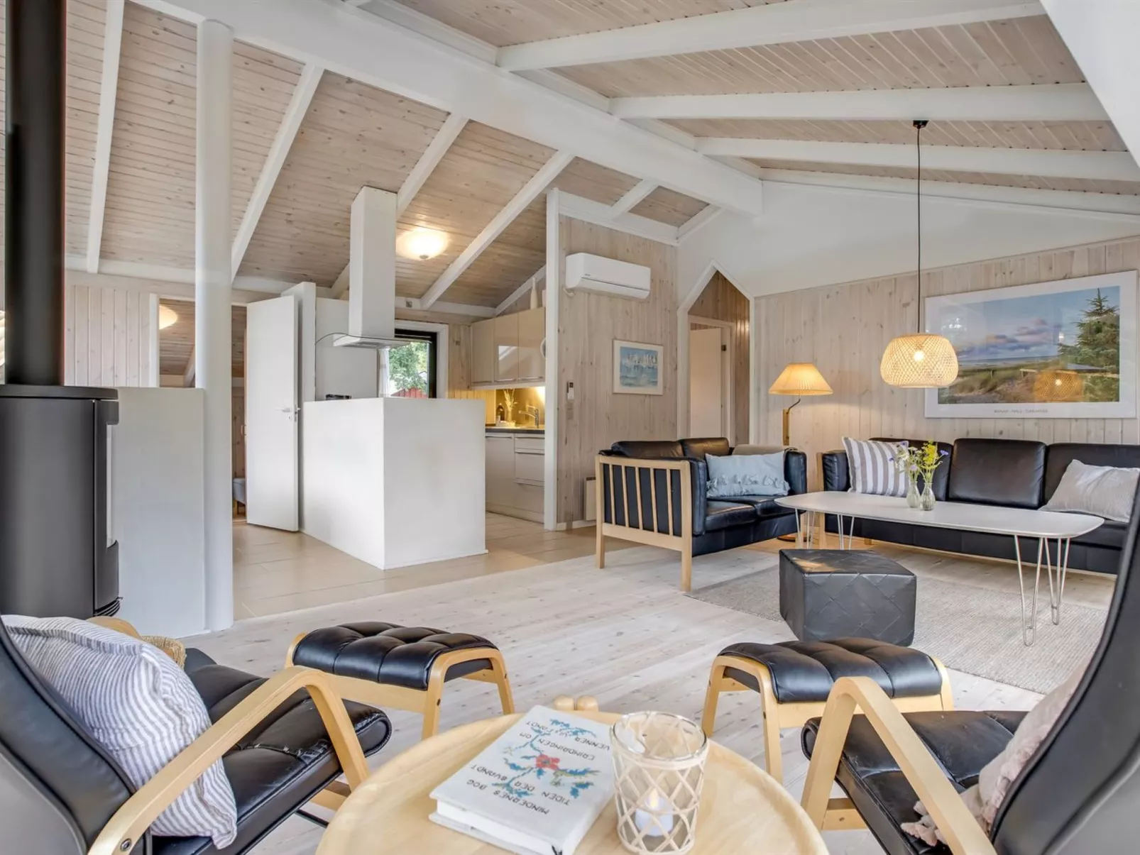 "Ingwin" -  from the sea-Dedans