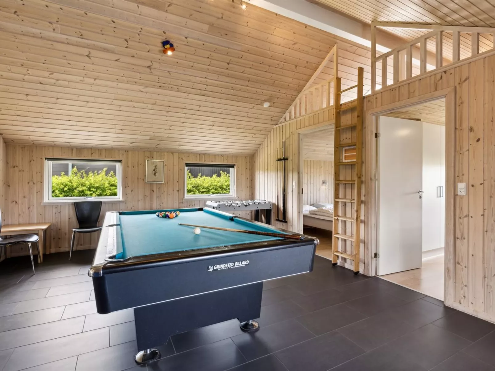 "Edzard" - 800m from the sea-Dedans