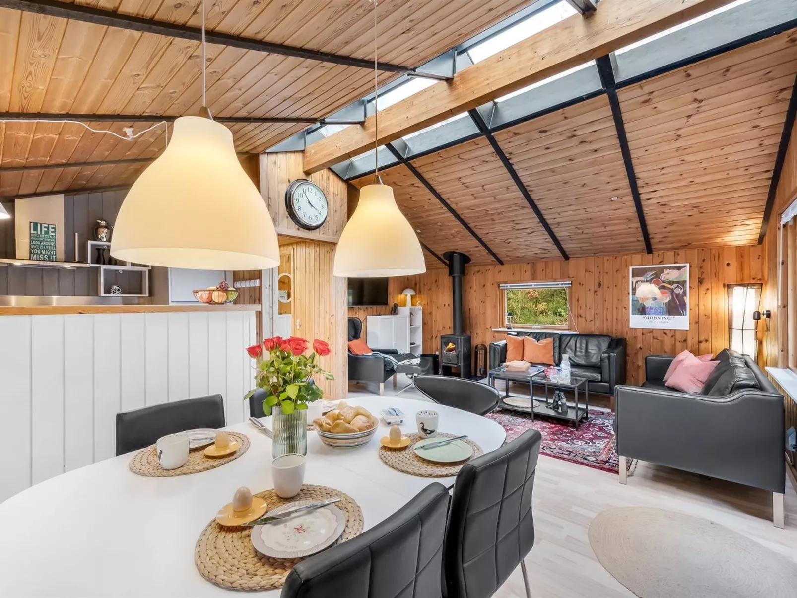 "Marthine" - 650m to the fjord-Dedans